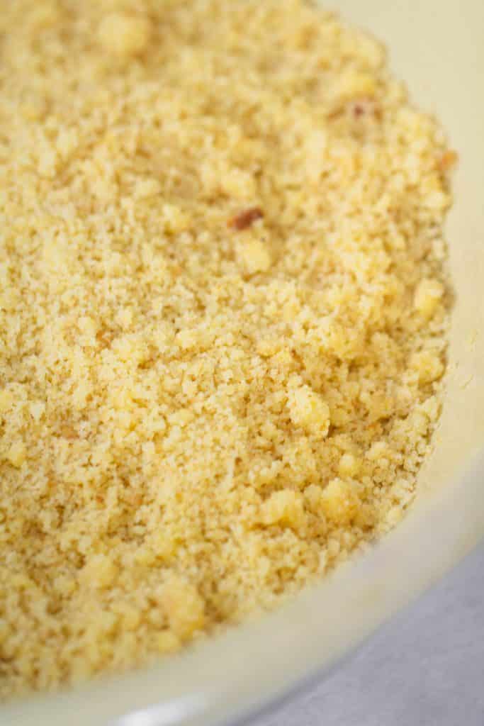 How to make cornbread dressing